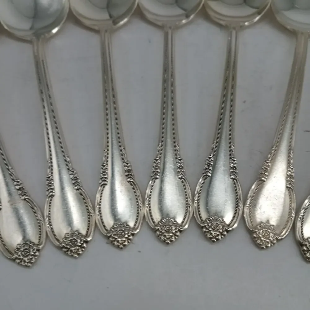 8X Tbsp 1847 Rogers Bros IS Remembrance Silverplate Silverware Table Spoons